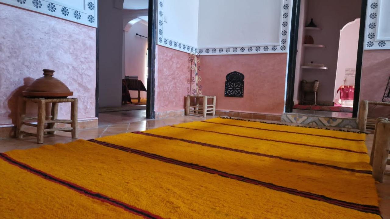 Auberge Tissadrine Akhendachou n'Ait Ouffi Ngoại thất bức ảnh